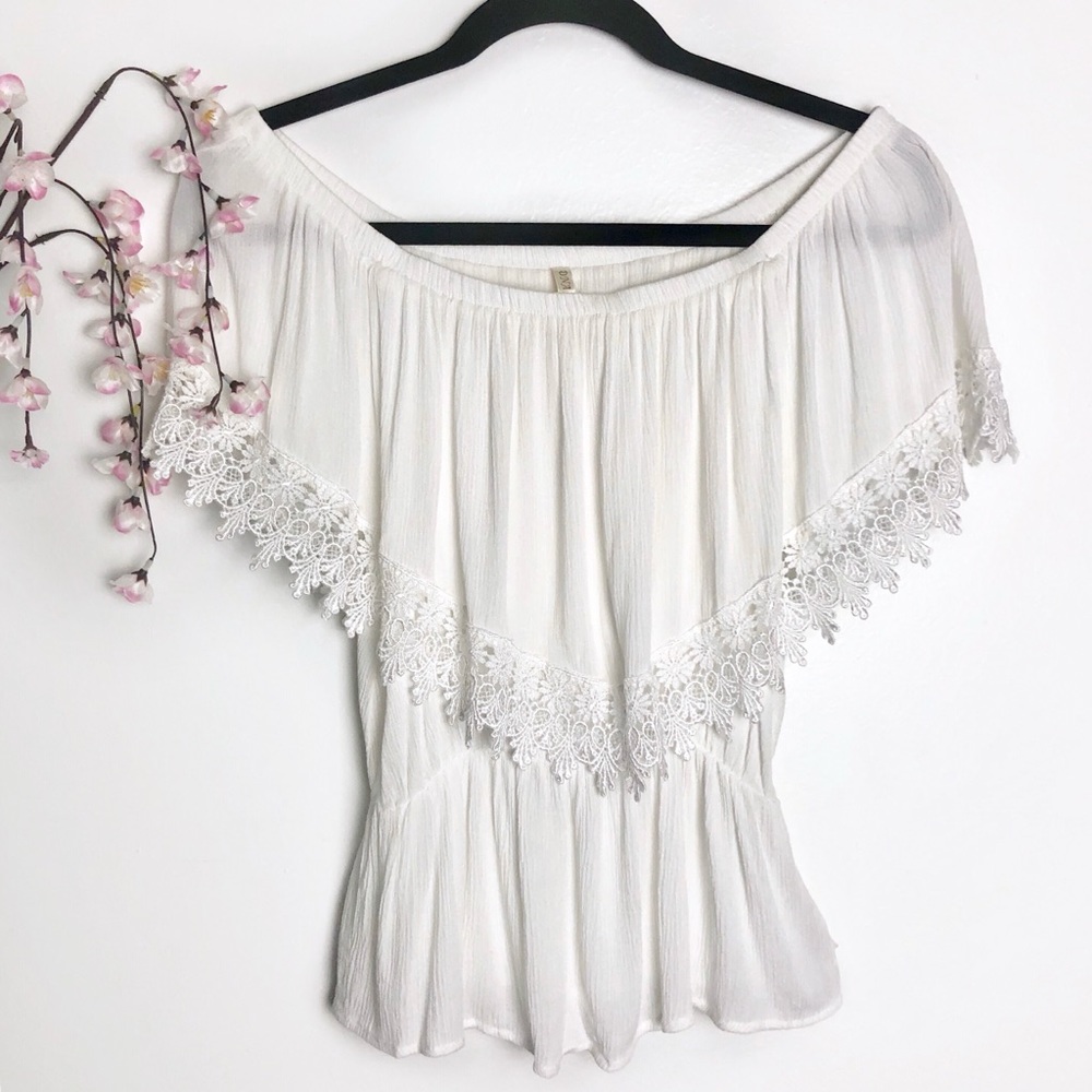 5/$25 White Off-the-Shoulder Crinkled Flounce Top